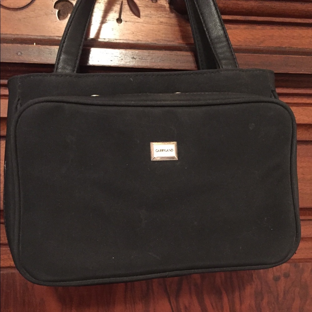 Carryland Compact Purse for Travel or Everyday